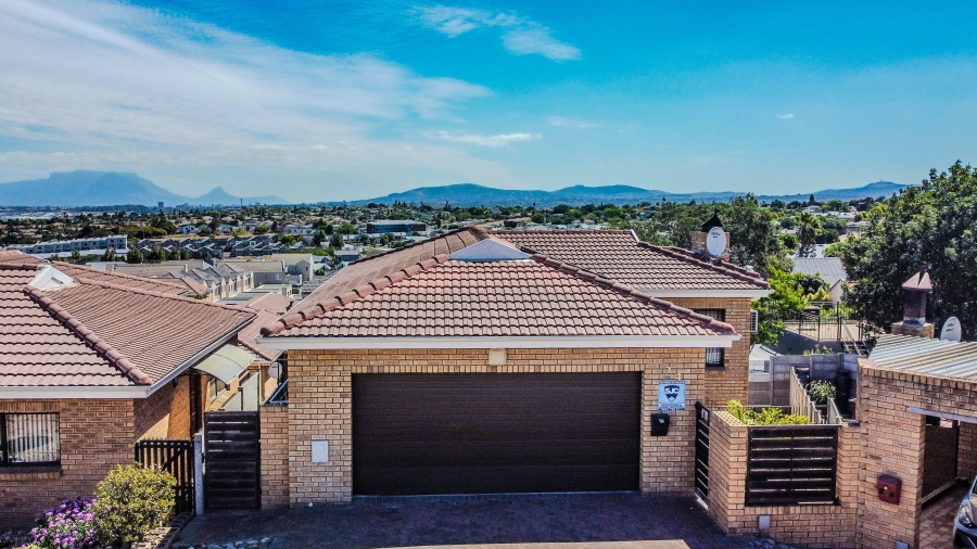 3 Bedroom Property for Sale in Normandie Western Cape